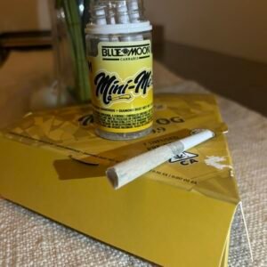 Alternative view of BLUE MOON MINI ME’S INFUSED PRE ROLLS